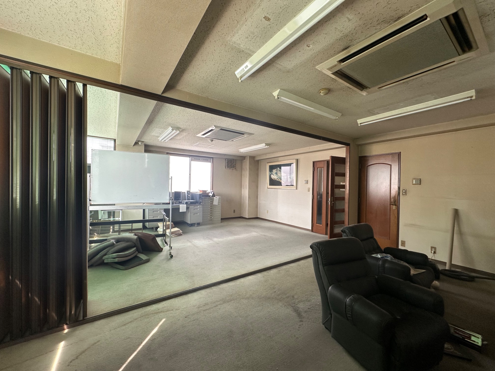 南区元桜田町4丁目ロードサイド1階店舗