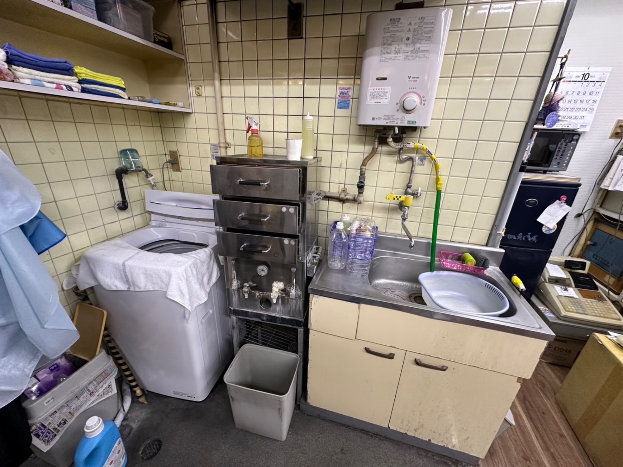 名古屋市西区又穂町3丁目　理容店居抜き